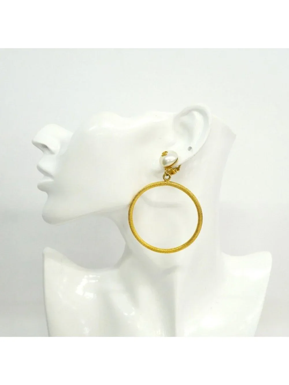 Chanel Earrings Vintage CC Logo Round